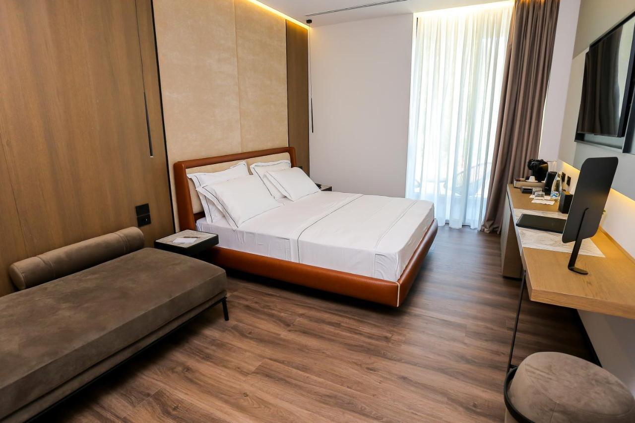 Nassau Hotel Dhërmi Eksteriør billede
